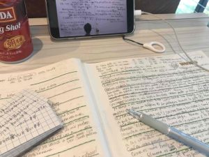 ヨルスペオンラインの勉強風景